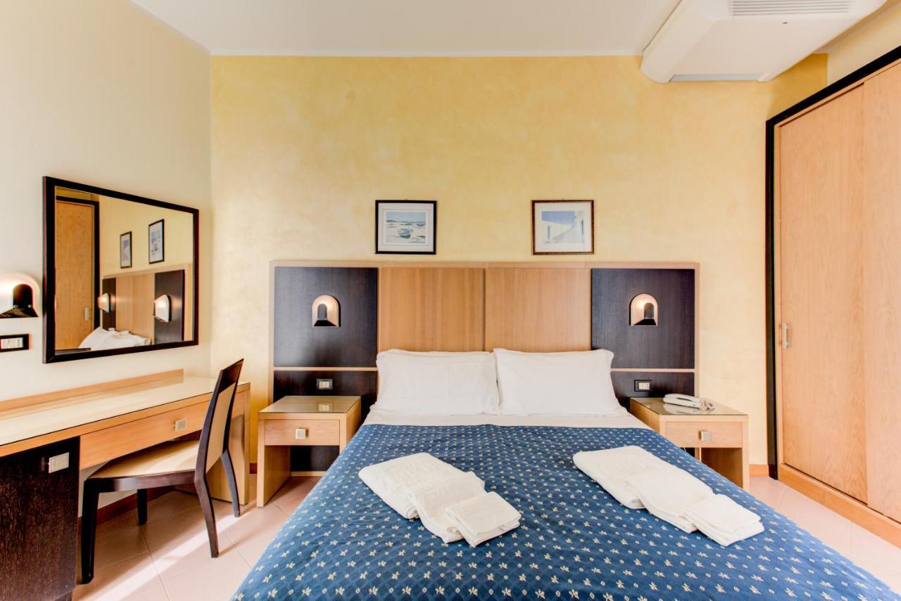 Hotel Verona تْشيزيناتيكو المظهر الخارجي الصورة