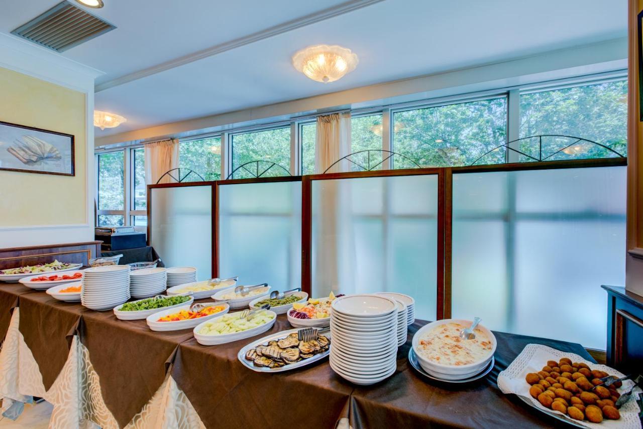 Hotel Verona تْشيزيناتيكو المظهر الخارجي الصورة