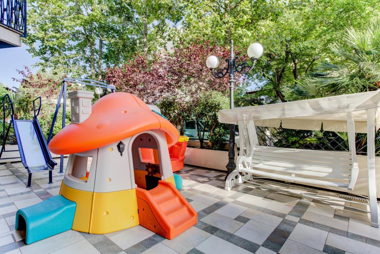 Hotel Verona تْشيزيناتيكو المظهر الخارجي الصورة