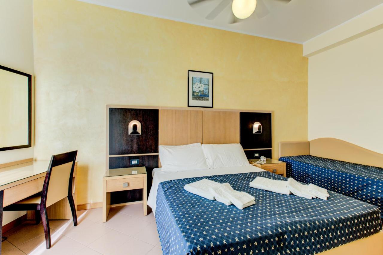 Hotel Verona تْشيزيناتيكو المظهر الخارجي الصورة