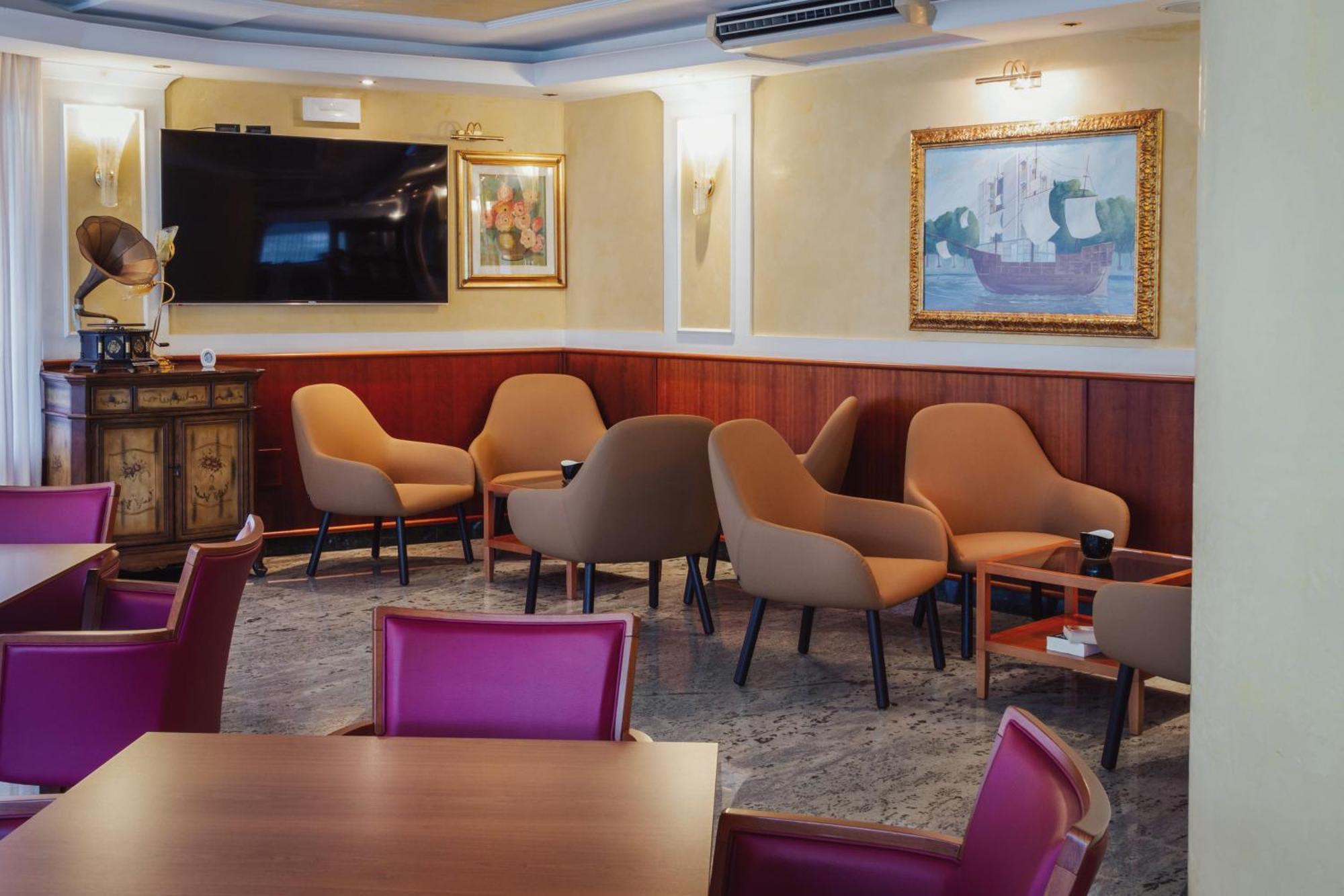 Hotel Verona تْشيزيناتيكو المظهر الخارجي الصورة