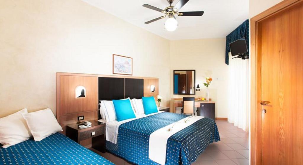 Hotel Verona تْشيزيناتيكو المظهر الخارجي الصورة